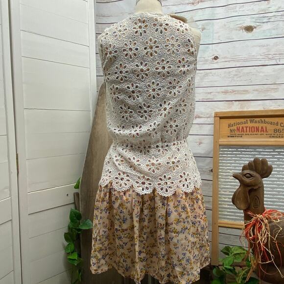 Trendology Boho Chic Sleeveless Summer Dress NWT Small Eyelet Lace Floral Mini - Picture 5 of 13